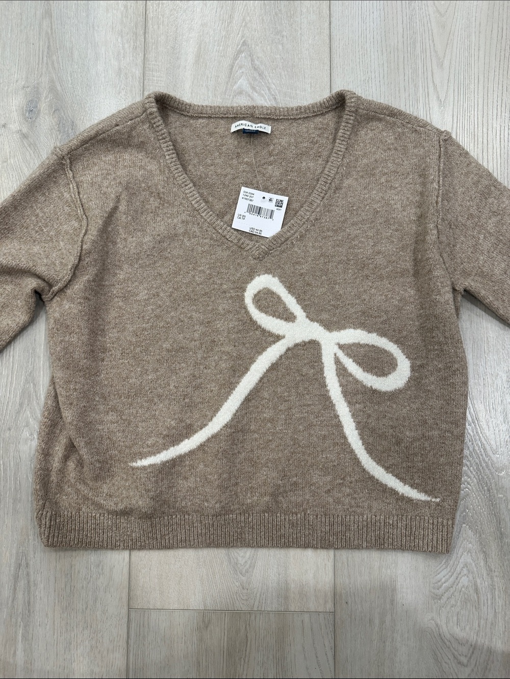 NWT American Eagle Soft Bow Intarsia Sweater Beige Oatmeal Size XS